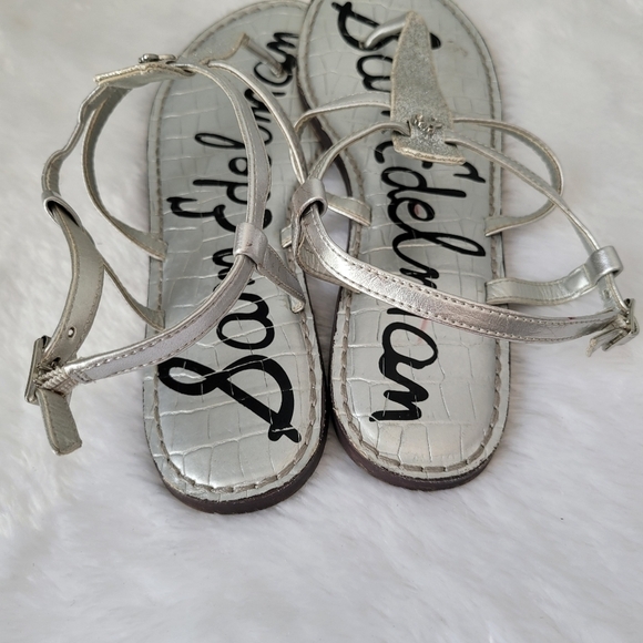 SAM EDELMAN Thong Sandals - Picture 4 of 7